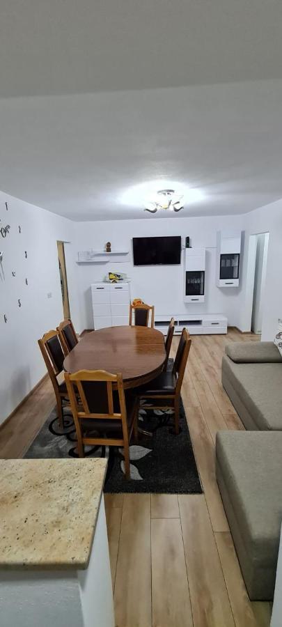 Apartament Bianca Кимпулунг-Молдовенеск Екстер'єр фото